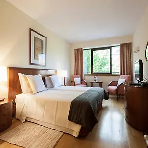 https://stay-in-the-heart-of-lisbon-altis-suites.hotels-lisbon-portugal.com
